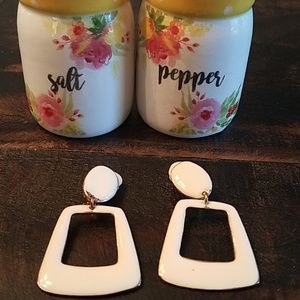 Vintage Clip-On Earrings